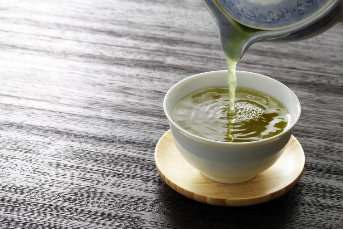 Green tea has many health benefits, such as aiding weight loss.
