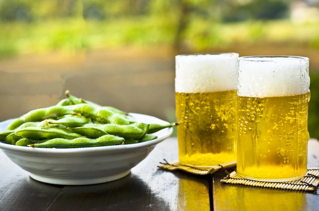 edamame and beer on a table are foods that kill testosterone