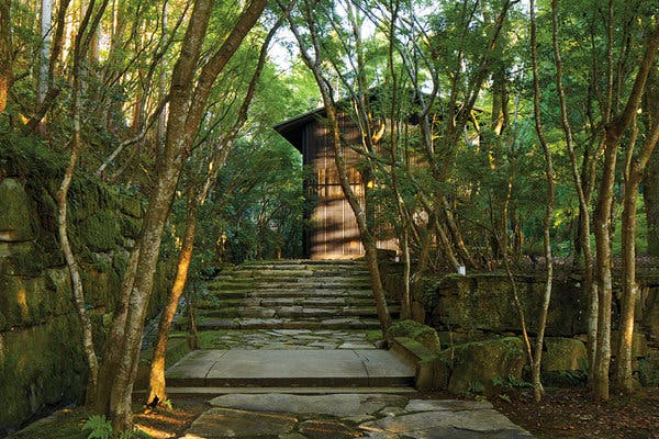 Stone steps leading to one of Aman Kyoto’s guest pavilions.