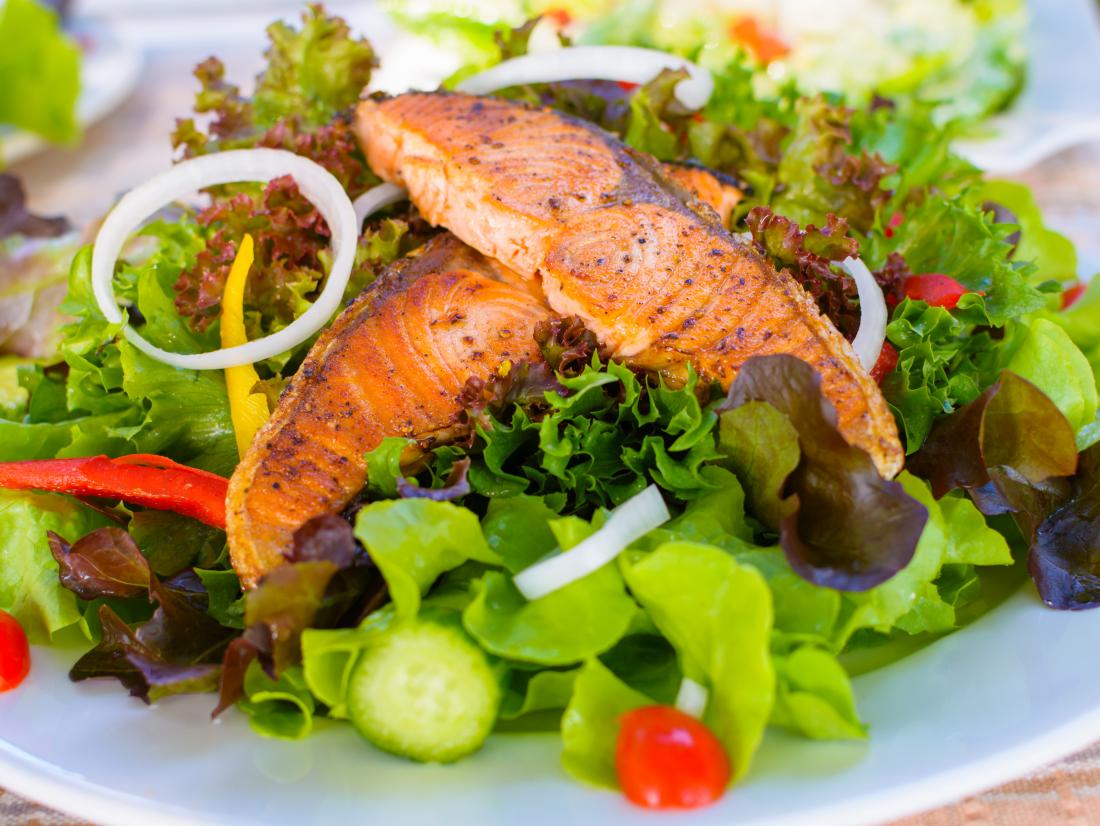 Grilled salmon salad<!--mce:protected %0A-->