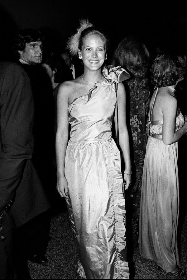 Ms. Griscom at the Metropolitan Museum of Art 100th-anniversary gala in 1980.