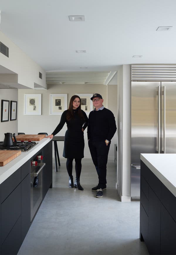 In 2017, Justin and Samantha Barnes bought a midcentury-modern home in Weston, Conn., with a vague idea of how they might renovate it.