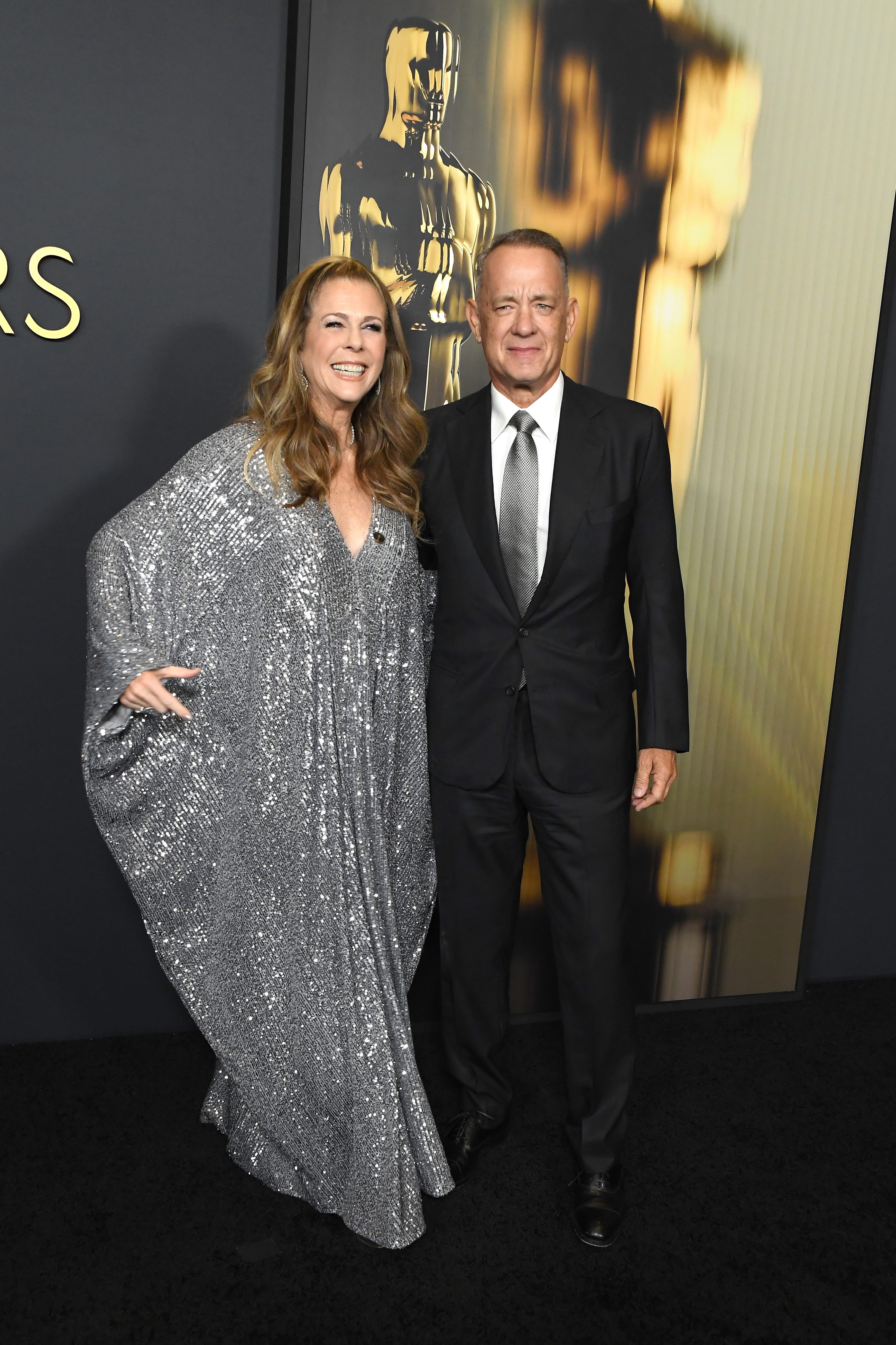 rita wilson and tom hanks at governors awards